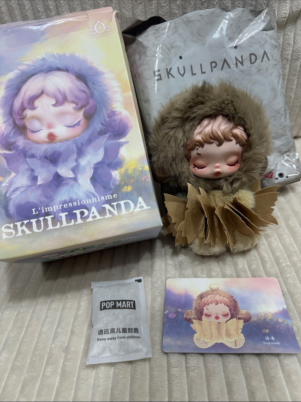 TEAKWOOD- POP MART SKULLPANDA L'impressionnisme Series plush pendant.New. No Box